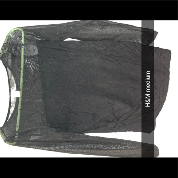 H&M black dressy top - Picture 1 of 1